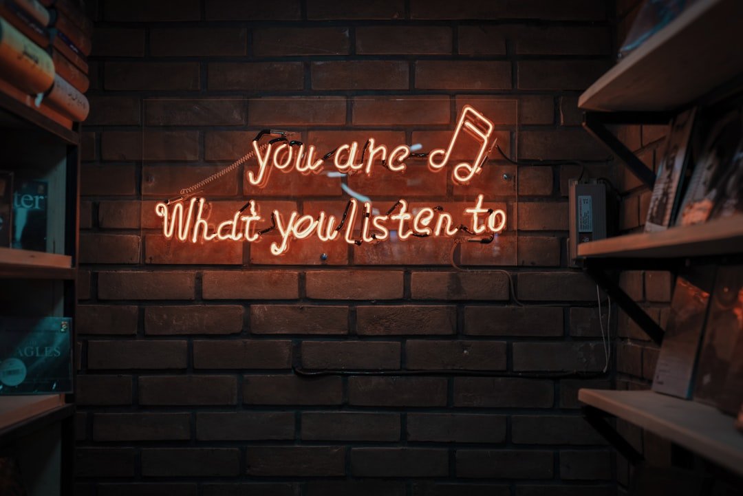 Find Your Happy Place: Motivational Podcasts You Gotta Hear